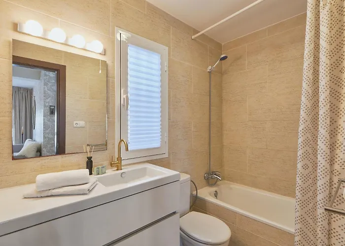 Siglo Penthouse In By Solaga Homes Appartement