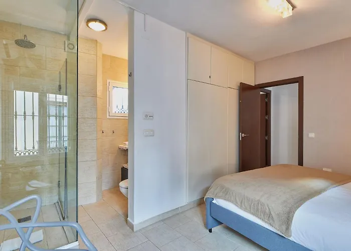 Siglo Penthouse In By Solaga Homes Appartement
