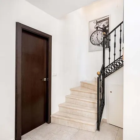 Apartamento Siglo Penthouse In By Solaga Homes